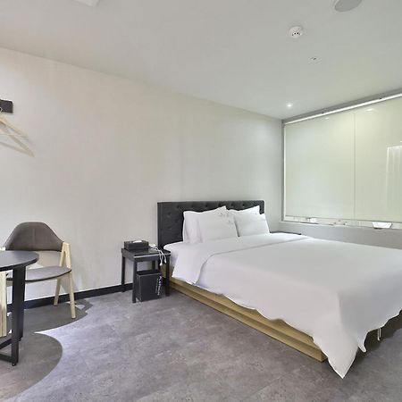 Busan Platinum Hotel Nampo Exteriör bild