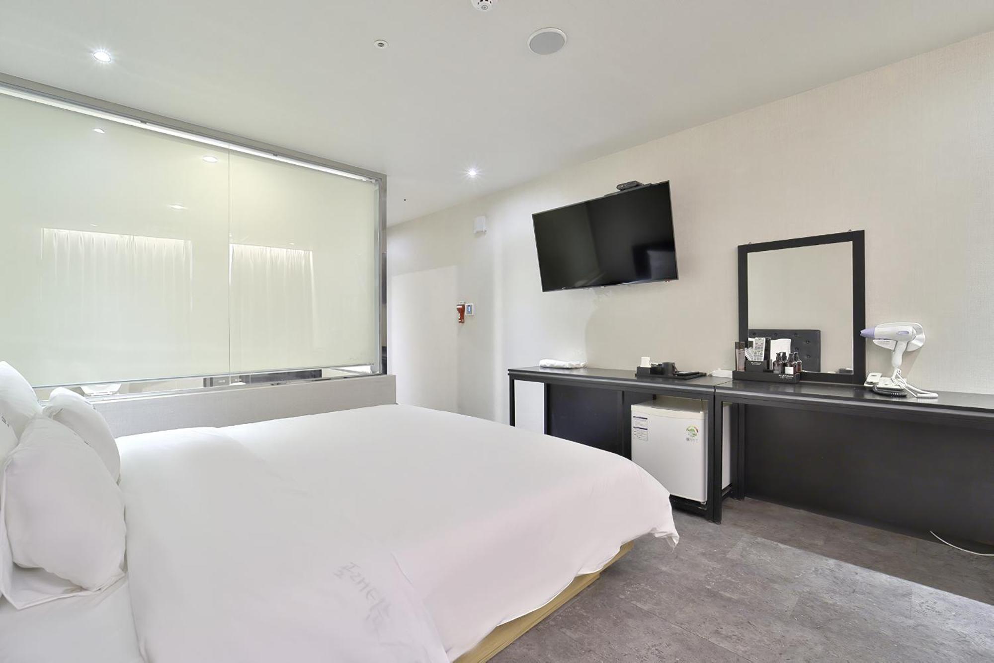 Busan Platinum Hotel Nampo Exteriör bild