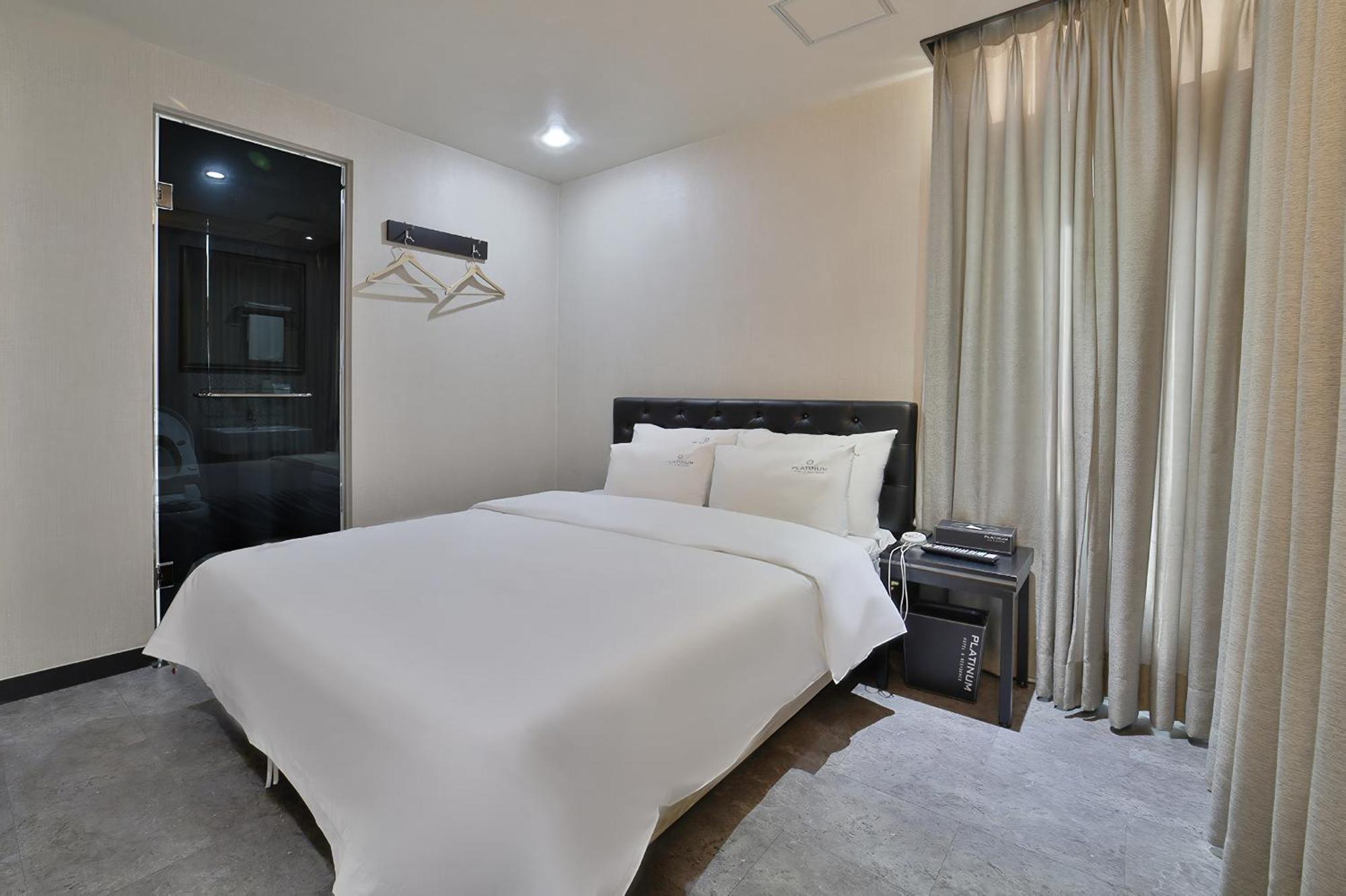 Busan Platinum Hotel Nampo Exteriör bild