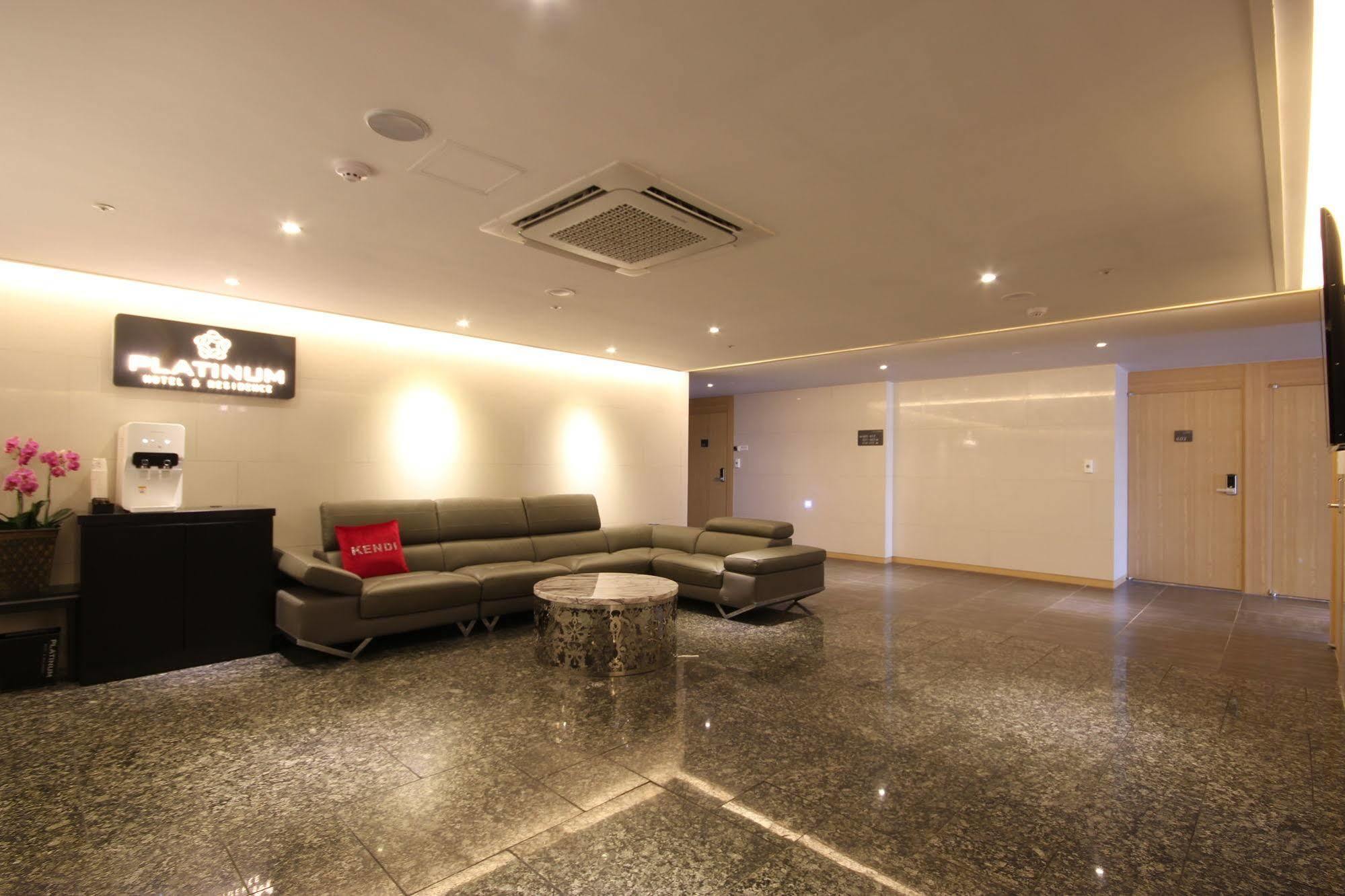 Busan Platinum Hotel Nampo Exteriör bild