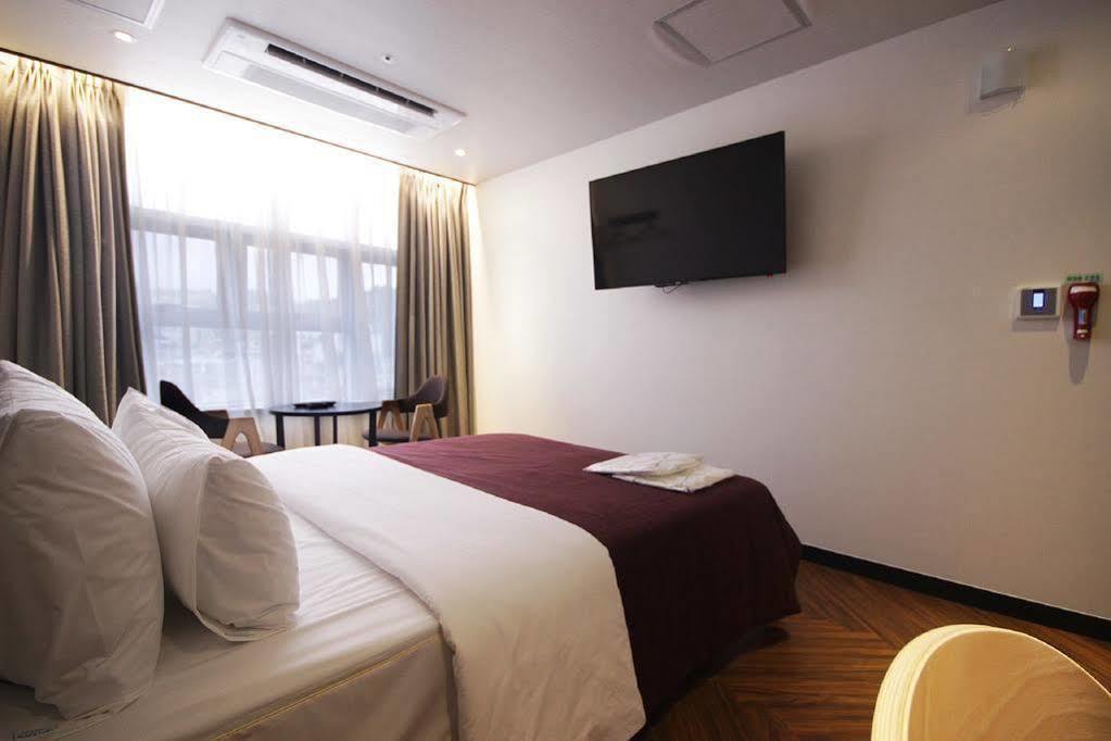 Busan Platinum Hotel Nampo Exteriör bild